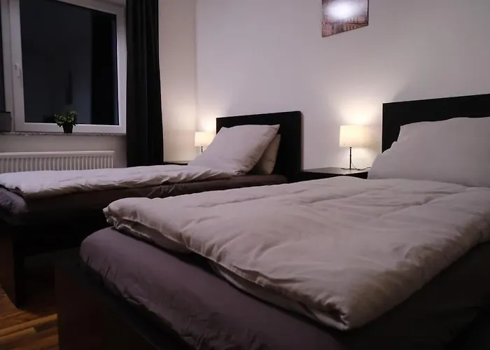 Schoene 4-Bettzimmer Wohnung In Celle