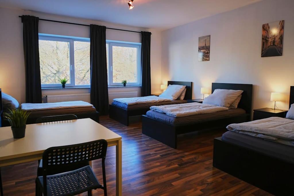 Schoene 4-bettzimmer In Celle