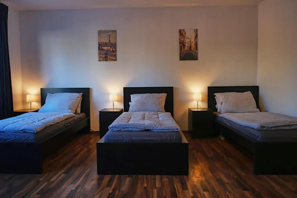 Schoene 4-bettzimmer In *
